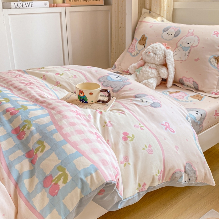 91家纺网 家纺一手货源 找家纺 朵安2025新款全棉印花学生三件套 甜心樱桃狗