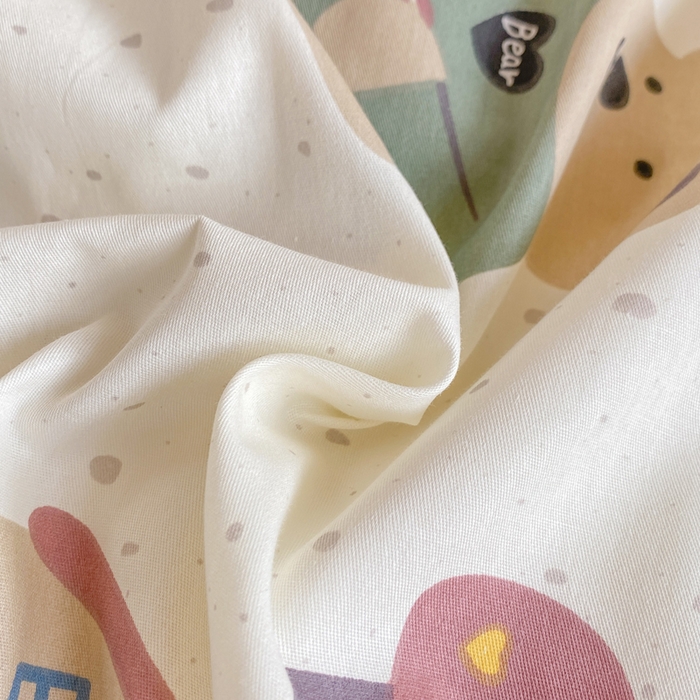 91家纺网 家纺一手货源 找家纺 朵安2025新款全棉印花学生三件套 小熊家园