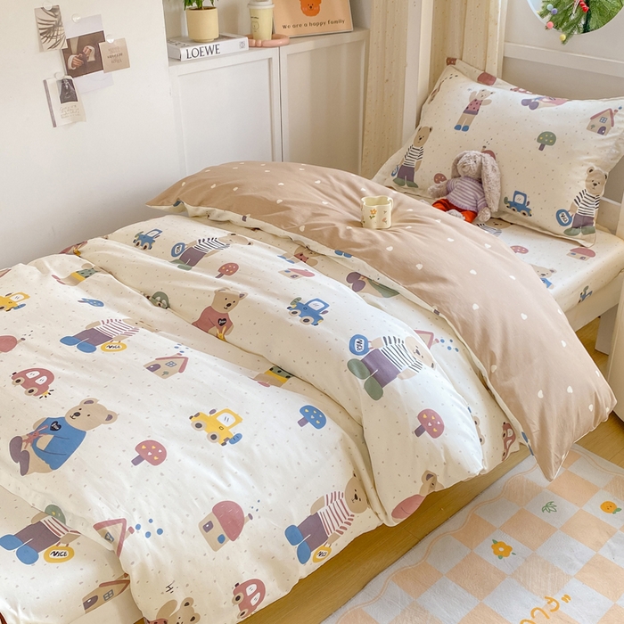 91家纺网 家纺一手货源 找家纺 朵安2025新款全棉印花学生三件套 小熊家园