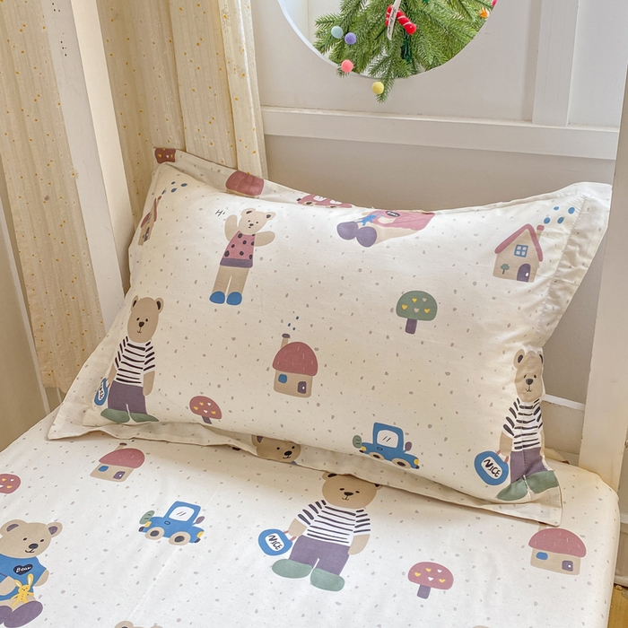 91家纺网 家纺一手货源 找家纺 朵安2025新款全棉印花学生三件套 小熊家园