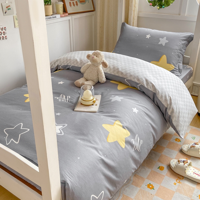 91家纺网 家纺一手货源 找家纺 朵安2025新款全棉印花学生三件套 星辰万里