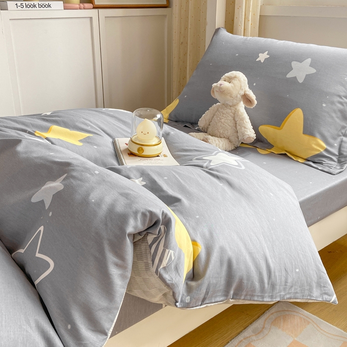 91家纺网 家纺一手货源 找家纺 朵安2025新款全棉印花学生三件套 星辰万里