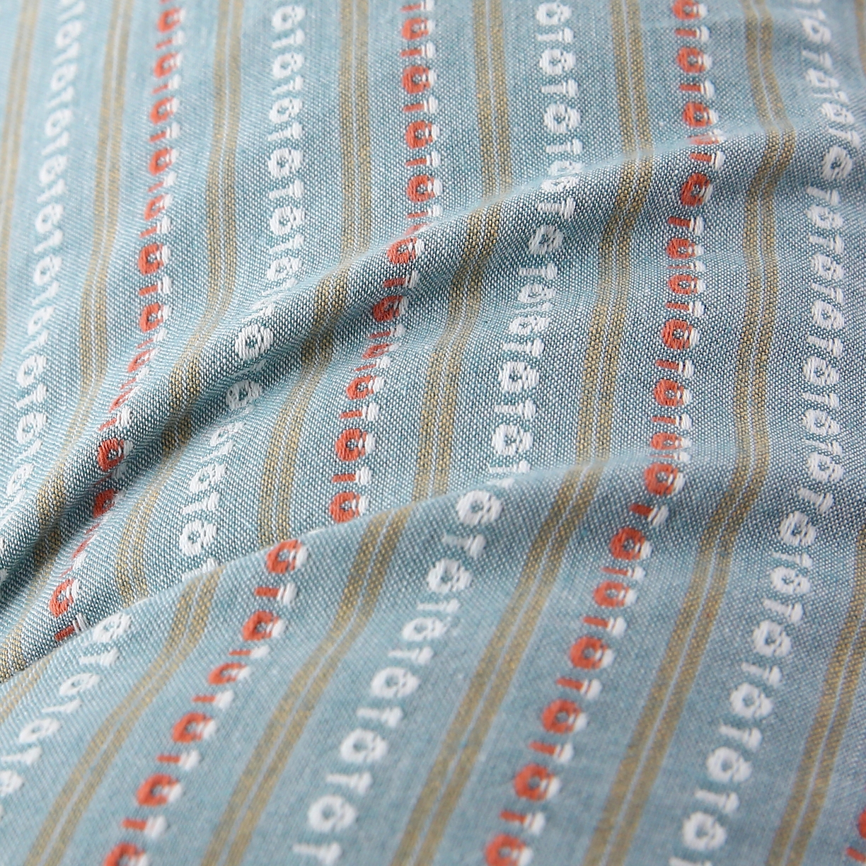 91家纺网 家纺一手货源 找家纺 珍贝2025新款3D条纹菱形荞麦枕 一只15*45三角条纹荞麦枕-蓝色