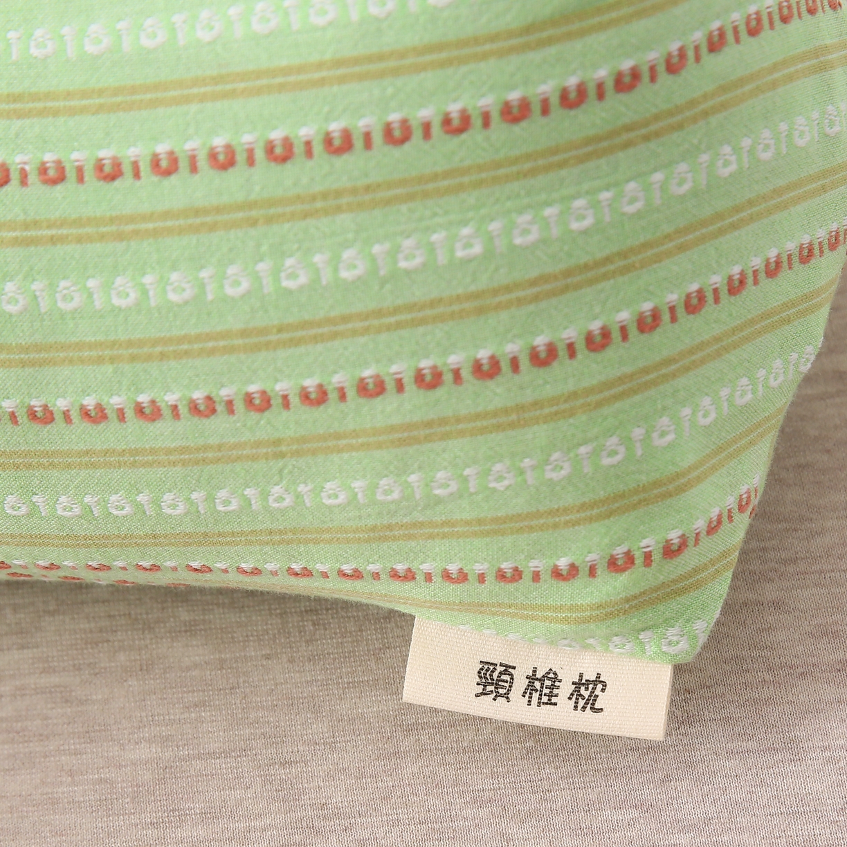 91家纺网 家纺一手货源 找家纺 珍贝2025新款3D条纹菱形荞麦枕 一对15*45三角条纹荞麦枕-绿色