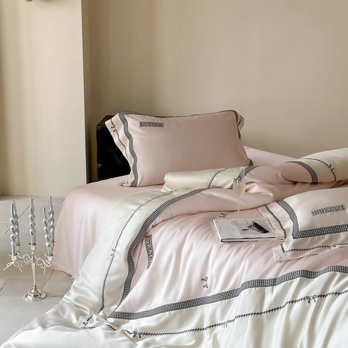 91家纺网 家纺一手货源 找家纺 （总）咏绒家纺2025新款60S奥地利兰精天丝绣花四件套千鸟格-克洛伊