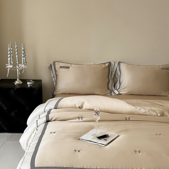 91家纺网 家纺一手货源 找家纺 咏绒家纺2025新款60S奥地利兰精天丝绣花四件套千鸟格-克洛伊 克洛伊-咖