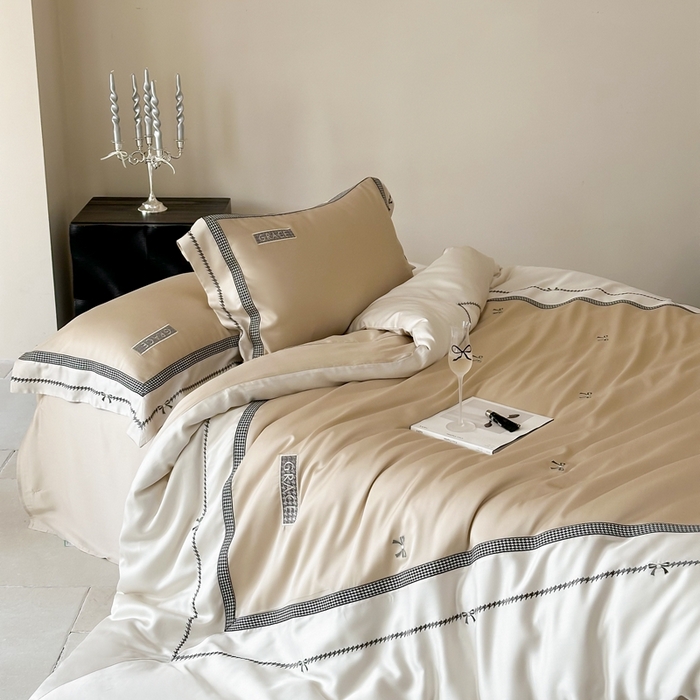 91家纺网 家纺一手货源 找家纺 咏绒家纺2025新款60S奥地利兰精天丝绣花四件套千鸟格-克洛伊 克洛伊-咖