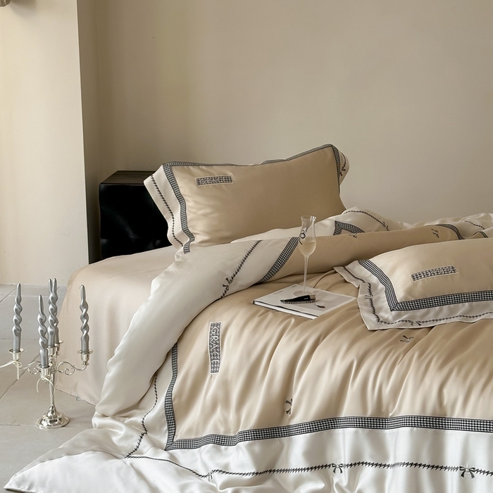 91家纺网 家纺一手货源 找家纺 咏绒家纺2025新款60S奥地利兰精天丝绣花四件套千鸟格-克洛伊 克洛伊-咖