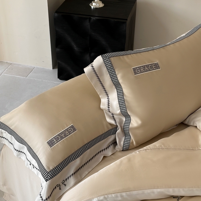 91家纺网 家纺一手货源 找家纺 咏绒家纺2025新款60S奥地利兰精天丝绣花四件套千鸟格-克洛伊 克洛伊-咖