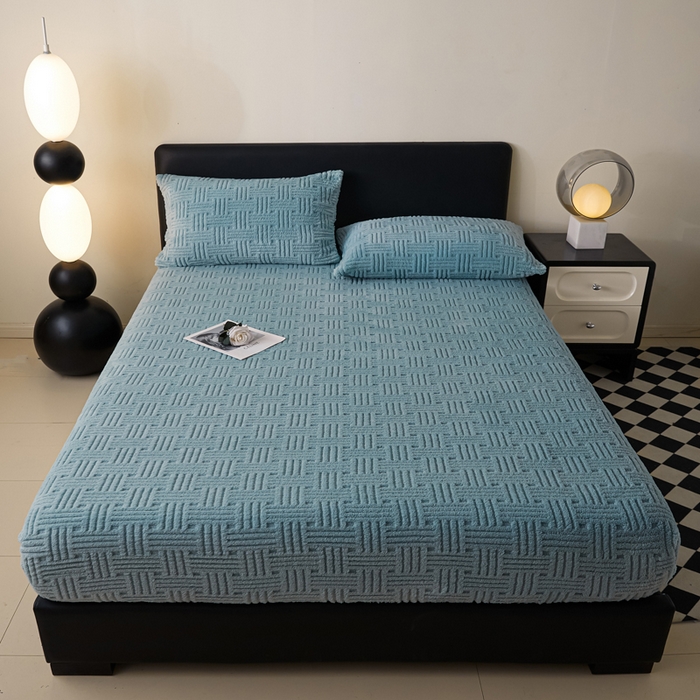 91家纺网 家纺一手货源 找家纺 欧邦2025新款提花舒棉绒塔芙绒床笠跨境-场景一 半岛蓝