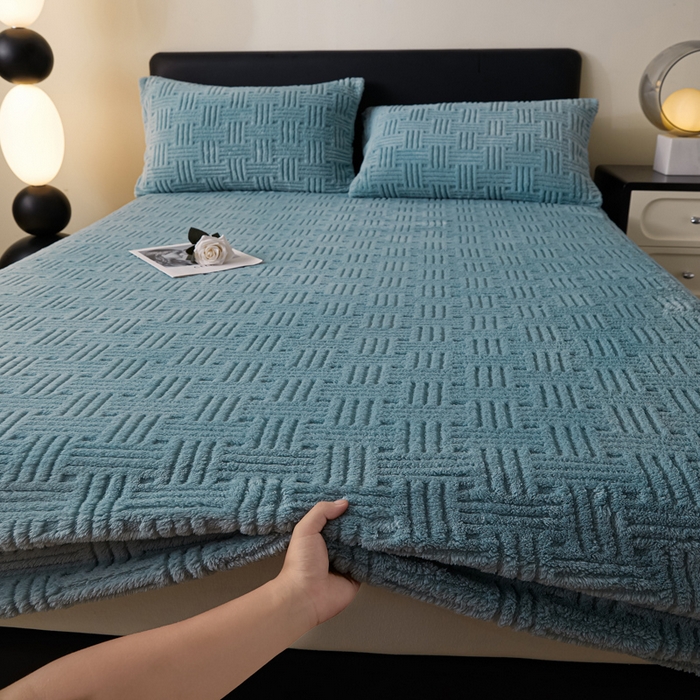 91家纺网 家纺一手货源 找家纺 欧邦2025新款提花舒棉绒塔芙绒床笠跨境-场景一 半岛蓝