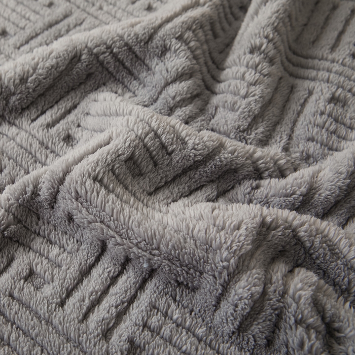 91家纺网 家纺一手货源 找家纺 欧邦2025新款提花舒棉绒塔芙绒床笠跨境-场景一 冰川灰