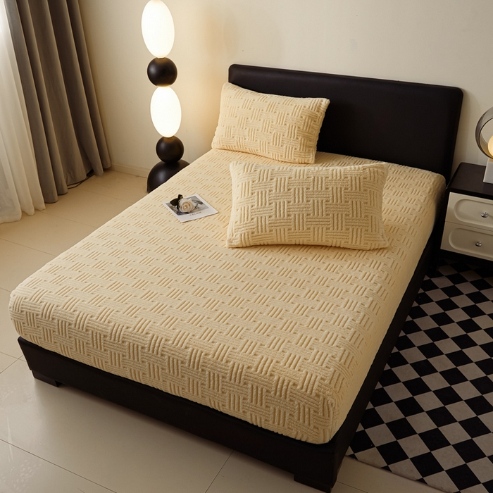 91家纺网 家纺一手货源 找家纺 欧邦2025新款提花舒棉绒塔芙绒床笠跨境-场景一 稻香黄