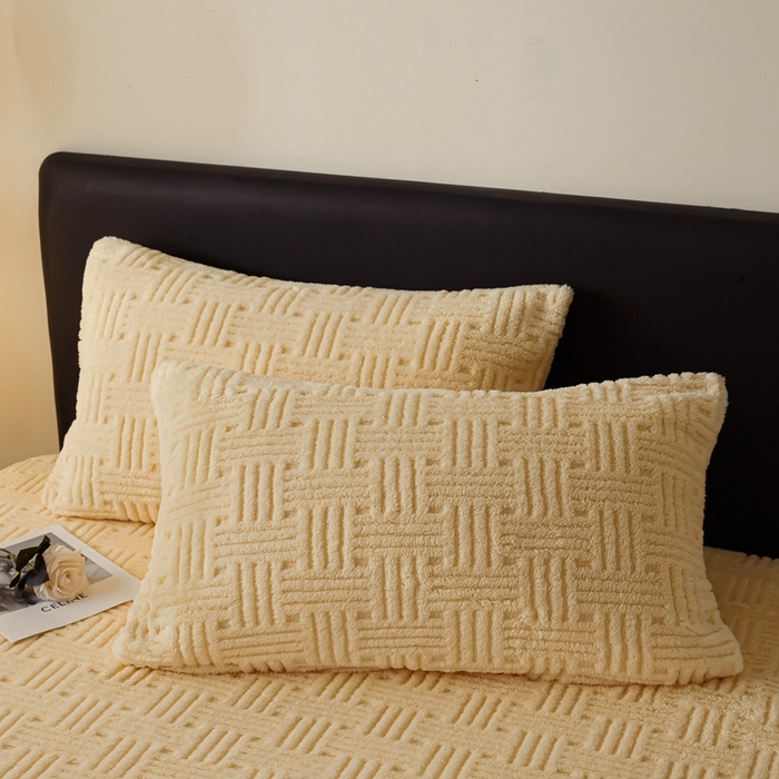 91家纺网 家纺一手货源 找家纺 欧邦2025新款提花舒棉绒塔芙绒床笠跨境-场景一 稻香黄