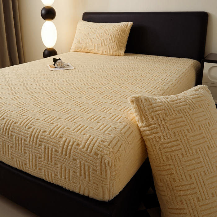 91家纺网 家纺一手货源 找家纺 欧邦2025新款提花舒棉绒塔芙绒床笠跨境-场景一 稻香黄