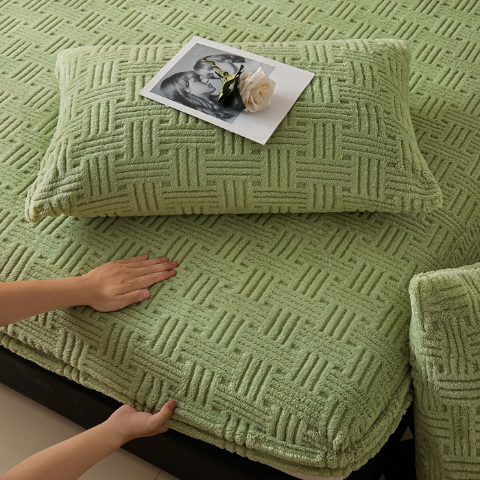 91家纺网 家纺一手货源 找家纺 欧邦2025新款提花舒棉绒塔芙绒床笠跨境-场景一 青木绿