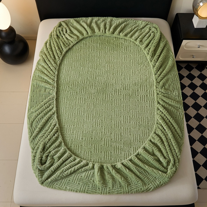 91家纺网 家纺一手货源 找家纺 欧邦2025新款提花舒棉绒塔芙绒床笠跨境-场景一 青木绿