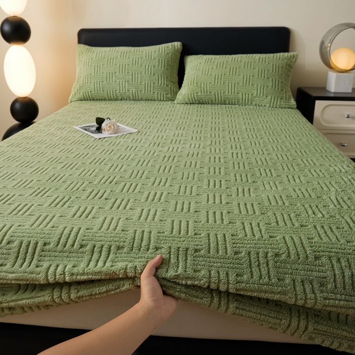 91家纺网 家纺一手货源 找家纺 欧邦2025新款提花舒棉绒塔芙绒床笠跨境-场景一 青木绿