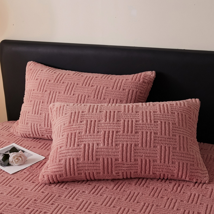 91家纺网 家纺一手货源 找家纺 欧邦2025新款提花舒棉绒塔芙绒床笠跨境-场景一 桃粉色