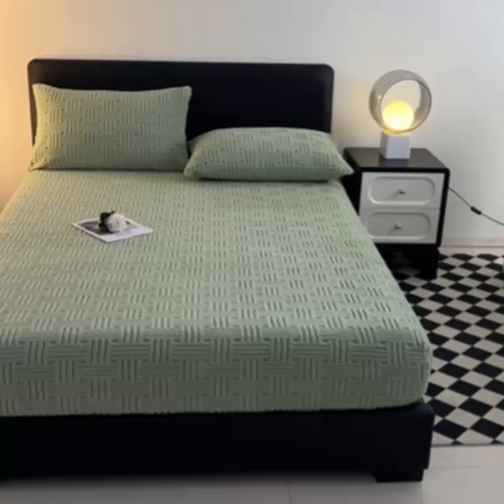 91家纺网 家纺一手货源 找家纺 欧邦2025新款提花舒棉绒塔芙绒床笠跨境-场景一 青木绿