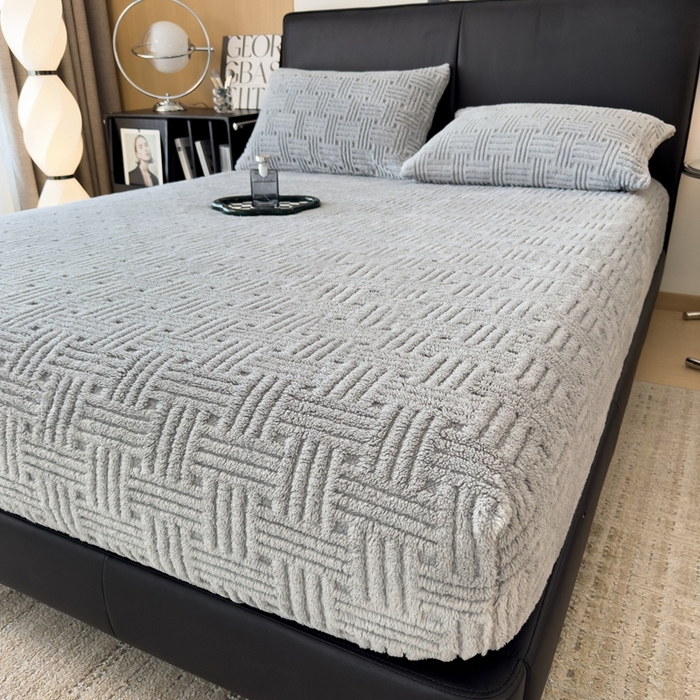 91家纺网 家纺一手货源 找家纺 欧邦2025新款提花舒棉绒塔芙绒床笠跨境-场景二 床笠款-冰川灰