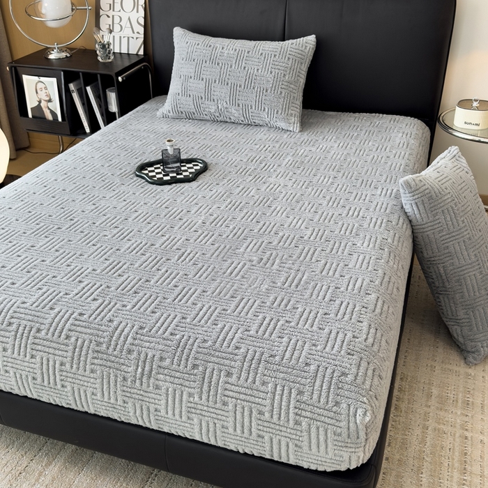 91家纺网 家纺一手货源 找家纺 欧邦2025新款提花舒棉绒塔芙绒床笠跨境-场景二 床笠款-冰川灰