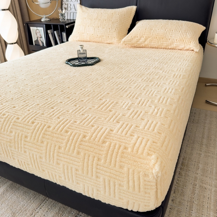 91家纺网 家纺一手货源 找家纺 欧邦2025新款提花舒棉绒塔芙绒床笠跨境-场景二 床笠款-稻香黄