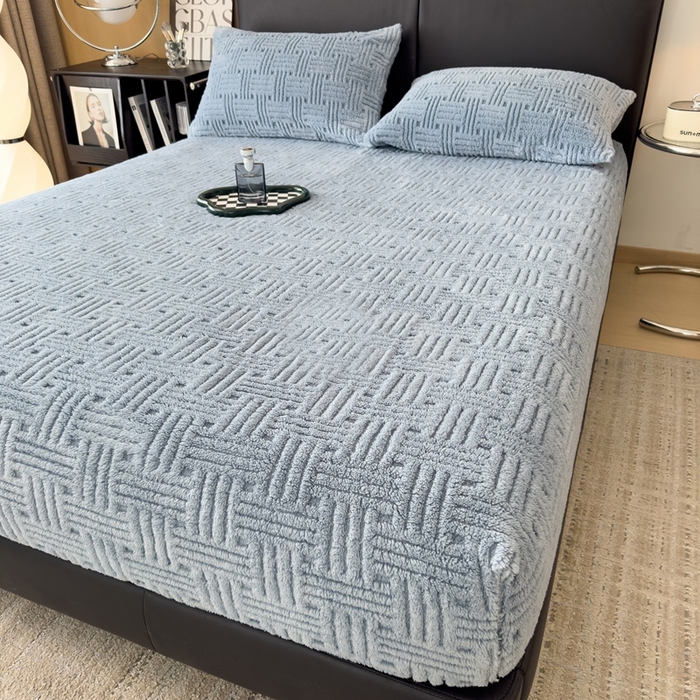 91家纺网 家纺一手货源 找家纺 欧邦2025新款提花舒棉绒塔芙绒床笠跨境-场景二 床笠款-贵族蓝