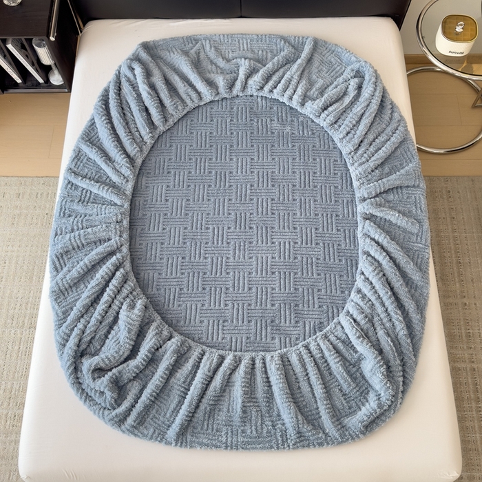 91家纺网 家纺一手货源 找家纺 欧邦2025新款提花舒棉绒塔芙绒床笠跨境-场景二 床笠款-贵族蓝