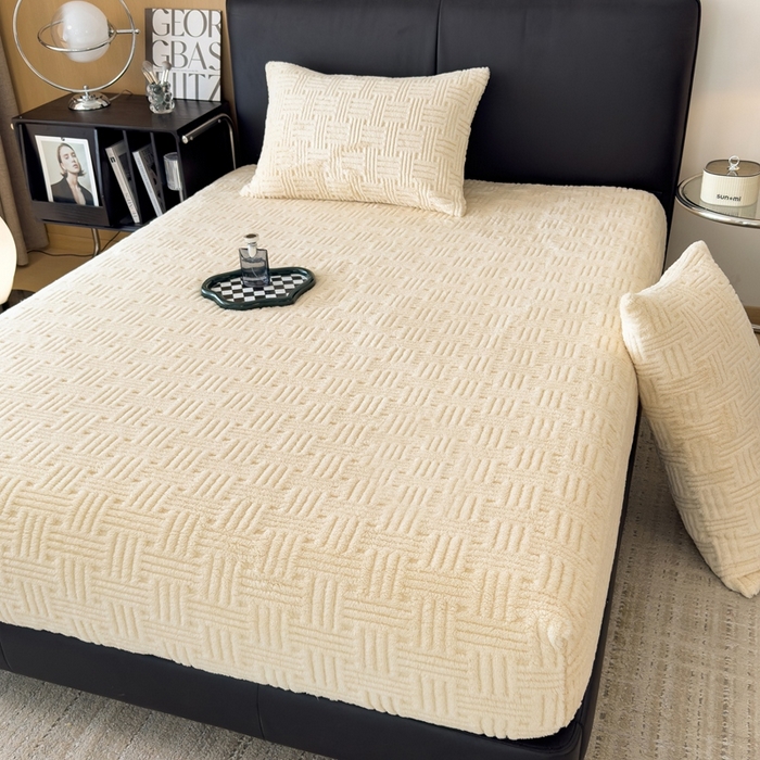 91家纺网 家纺一手货源 找家纺 欧邦2025新款提花舒棉绒塔芙绒床笠跨境-场景二 床笠款-暖米杏