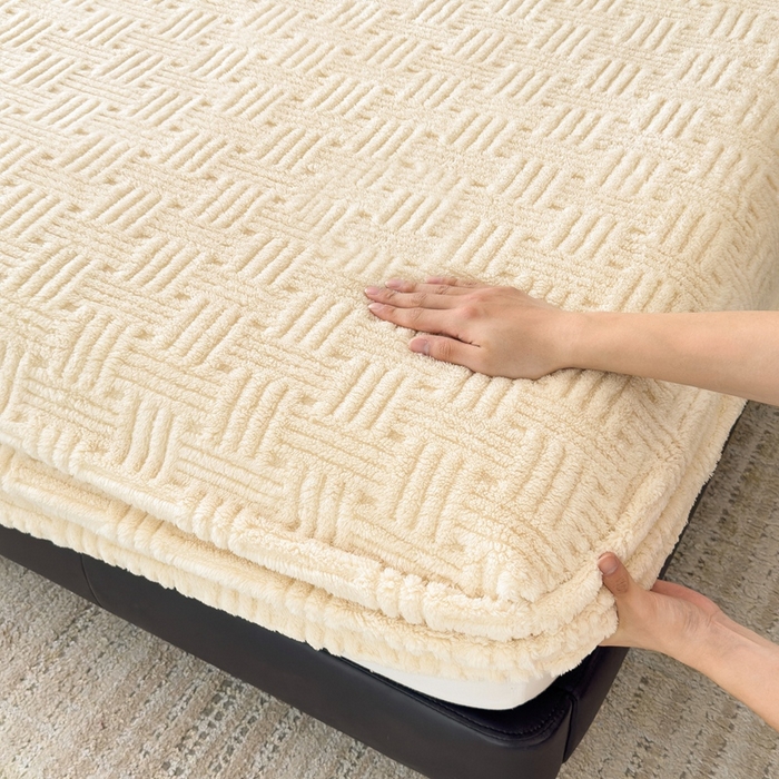 91家纺网 家纺一手货源 找家纺 欧邦2025新款提花舒棉绒塔芙绒床笠跨境-场景二 床笠款-暖米杏