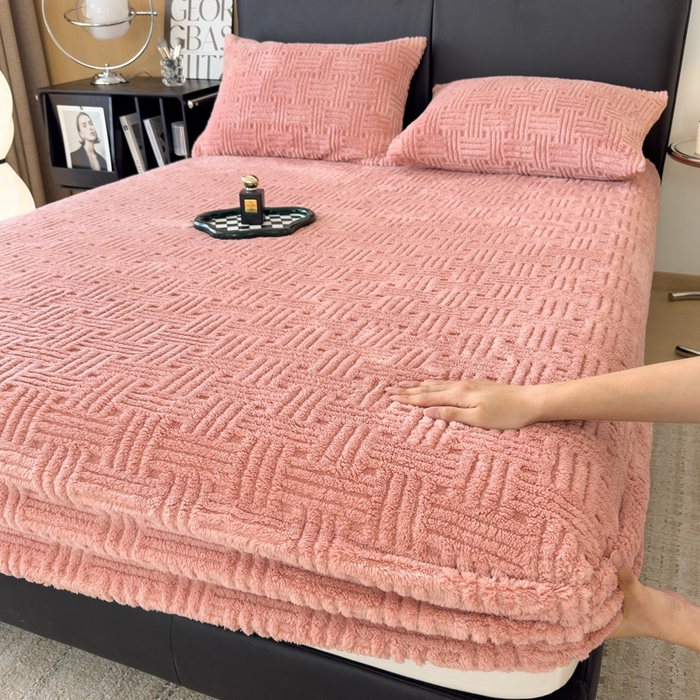 91家纺网 家纺一手货源 找家纺 欧邦2025新款提花舒棉绒塔芙绒床笠跨境-场景二 床笠款-桃粉