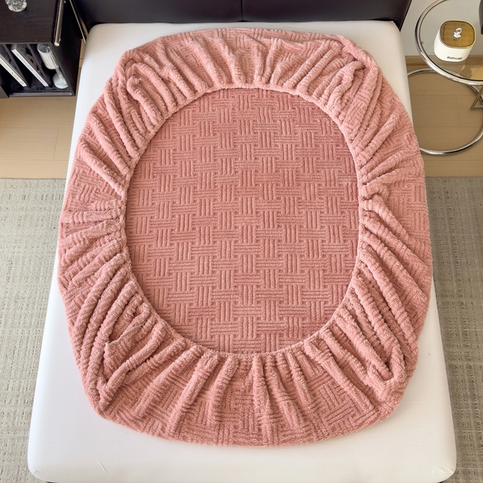 91家纺网 家纺一手货源 找家纺 欧邦2025新款提花舒棉绒塔芙绒床笠跨境-场景二 床笠款-桃粉