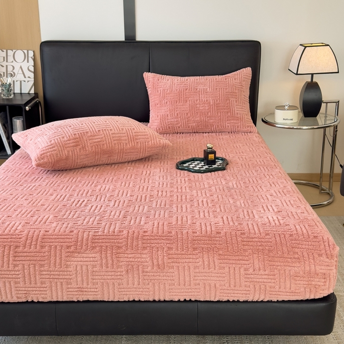 91家纺网 家纺一手货源 找家纺 欧邦2025新款提花舒棉绒塔芙绒床笠跨境-场景二 床笠款-桃粉