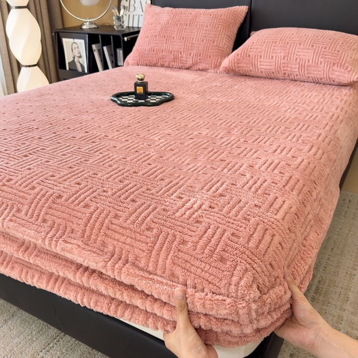 91家纺网 家纺一手货源 找家纺 欧邦2025新款提花舒棉绒塔芙绒床笠跨境-场景二 床笠款-桃粉