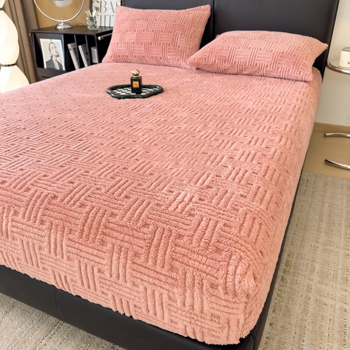 91家纺网 家纺一手货源 找家纺 欧邦2025新款提花舒棉绒塔芙绒床笠跨境-场景二 床笠款-桃粉