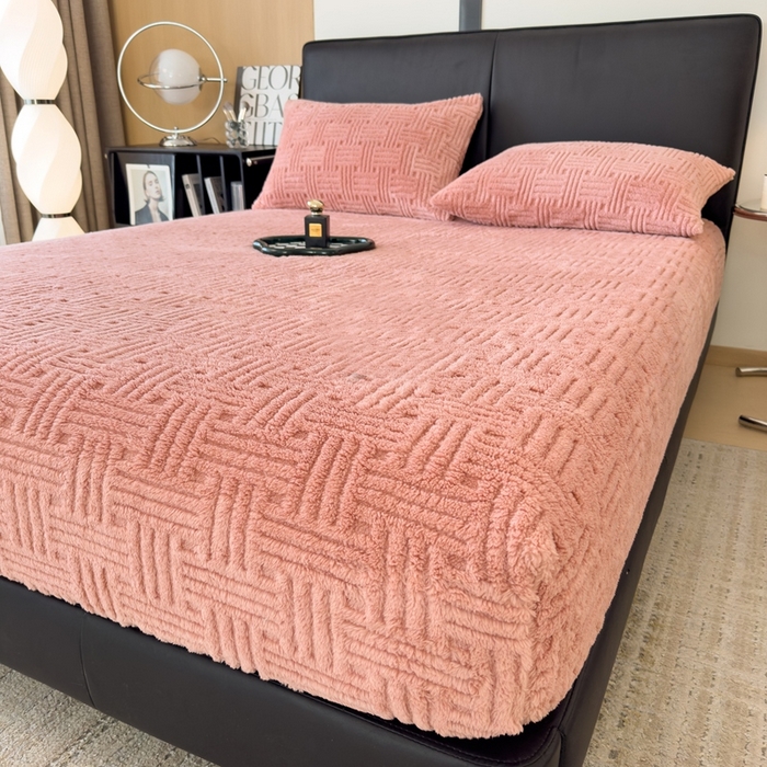 91家纺网 家纺一手货源 找家纺 欧邦2025新款提花舒棉绒塔芙绒床笠跨境-场景二 床笠款-桃粉