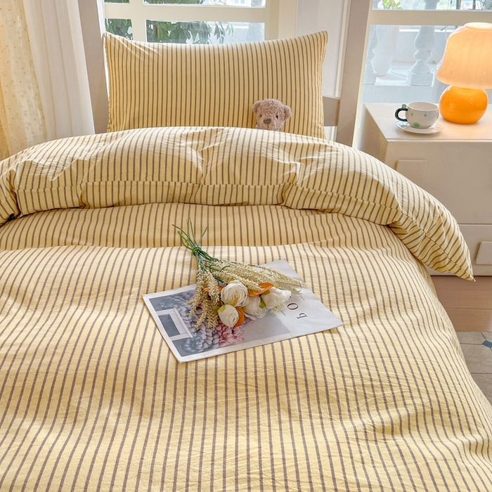 91家纺网 家纺一手货源 找家纺 柠萌家居 2025年最新款学生宿舍全棉无印风A类良品宿舍上下铺三件套 黄咖条