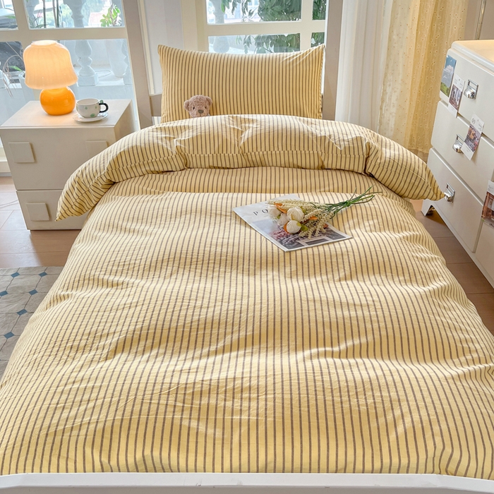 91家纺网 家纺一手货源 找家纺 柠萌家居 2025年最新款学生宿舍全棉无印风A类良品宿舍上下铺三件套 黄咖条