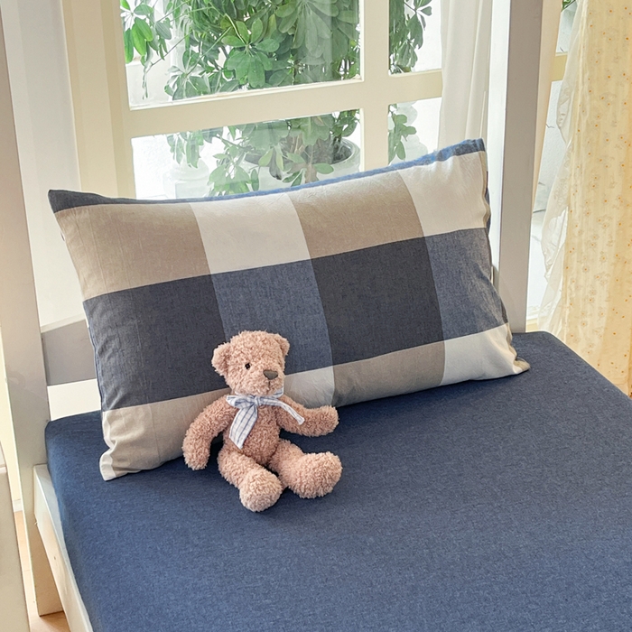 91家纺网 家纺一手货源 找家纺 柠萌家居 2025年最新款学生宿舍全棉无印风A类良品宿舍上下铺三件套 蓝大格