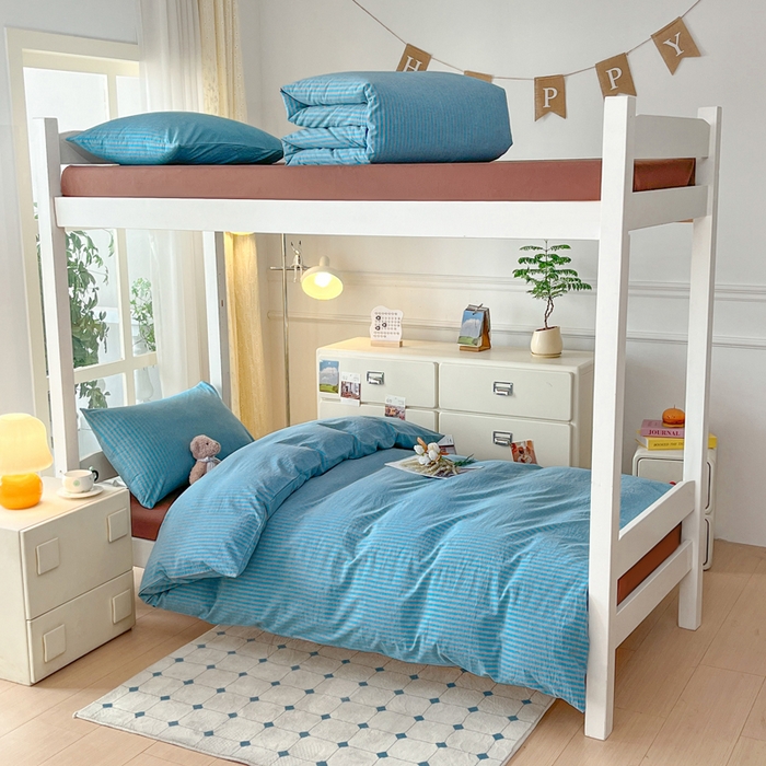 91家纺网 家纺一手货源 找家纺 柠萌家居 2025年最新款学生宿舍全棉无印风A类良品宿舍上下铺三件套 蓝咖条