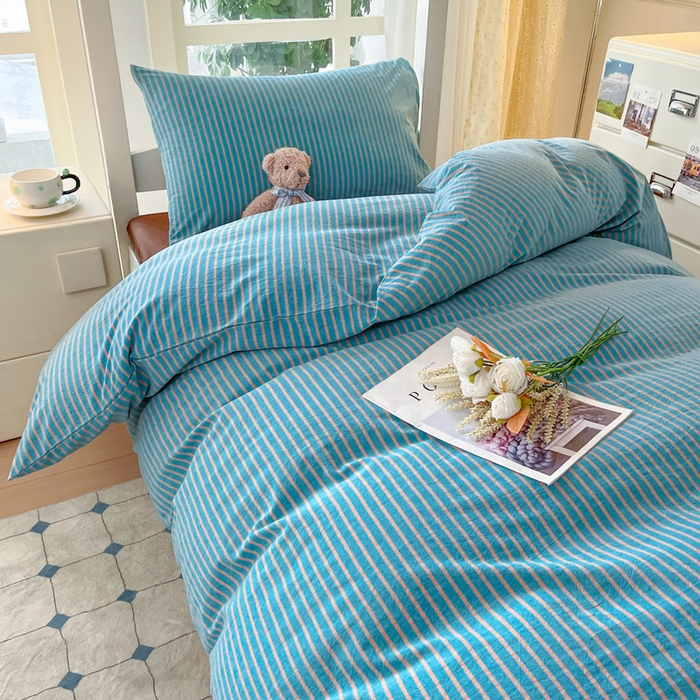 91家纺网 家纺一手货源 找家纺 柠萌家居 2025年最新款学生宿舍全棉无印风A类良品宿舍上下铺三件套 蓝咖条