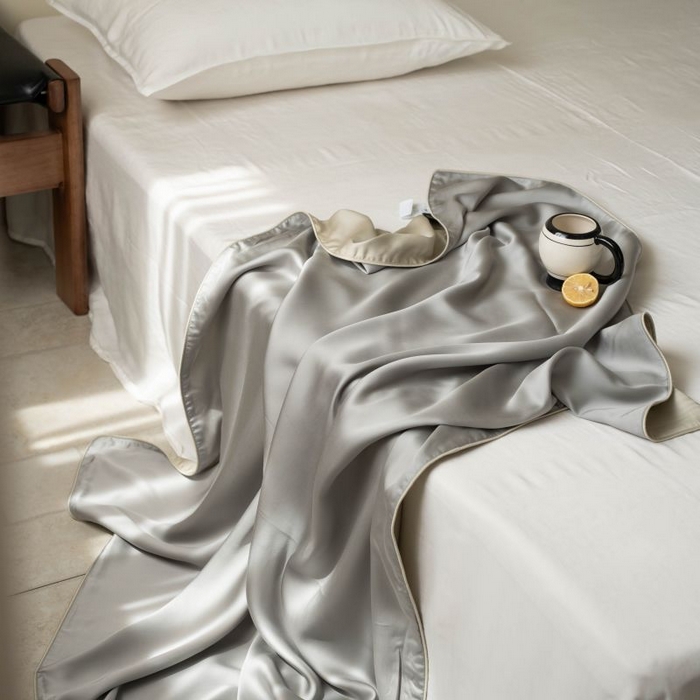 91家纺网 家纺一手货源 找家纺 咏绒家纺工厂店 2025新款A类奥地利进口天丝盖毯系列 -风格一 云间青绿