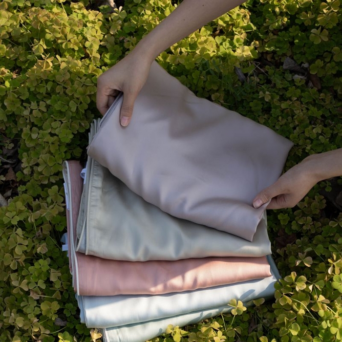 91家纺网 家纺一手货源 找家纺 咏绒家纺工厂店 2025新款A类奥地利进口天丝盖毯系列 -风格一 组合