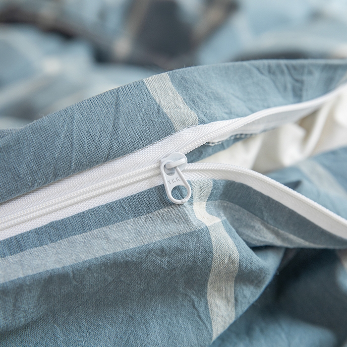 91家纺网 家纺一手货源 找家纺 柠萌家居 2025年最新款学生宿舍全棉无印风A类良品宿舍上下铺三件套 浅蓝大格