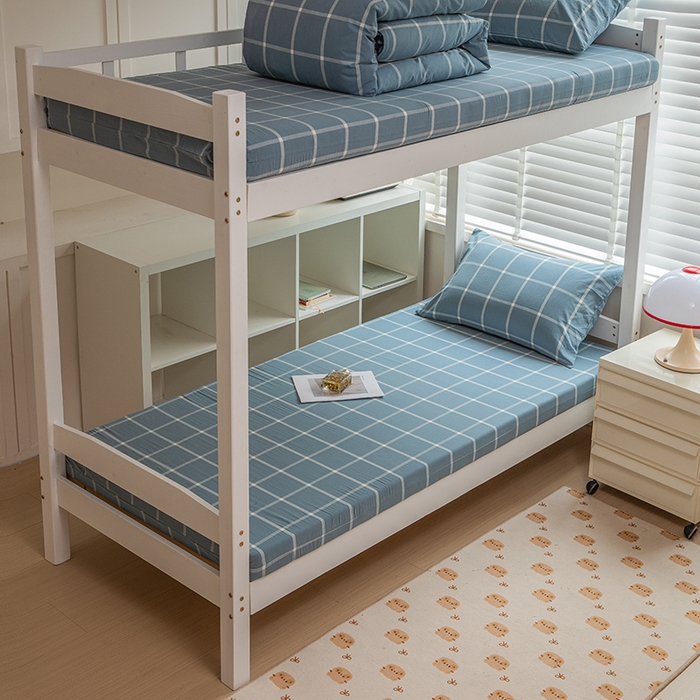 91家纺网 家纺一手货源 找家纺 柠萌家居 2025年最新款学生宿舍全棉无印风A类良品宿舍上下铺三件套 浅蓝大格