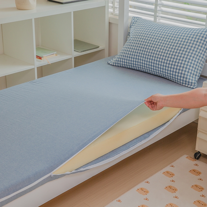 91家纺网 家纺一手货源 找家纺 柠萌家居 2025年最新款学生宿舍全棉无印风A类良品宿舍上下铺三件套 浅蓝小格