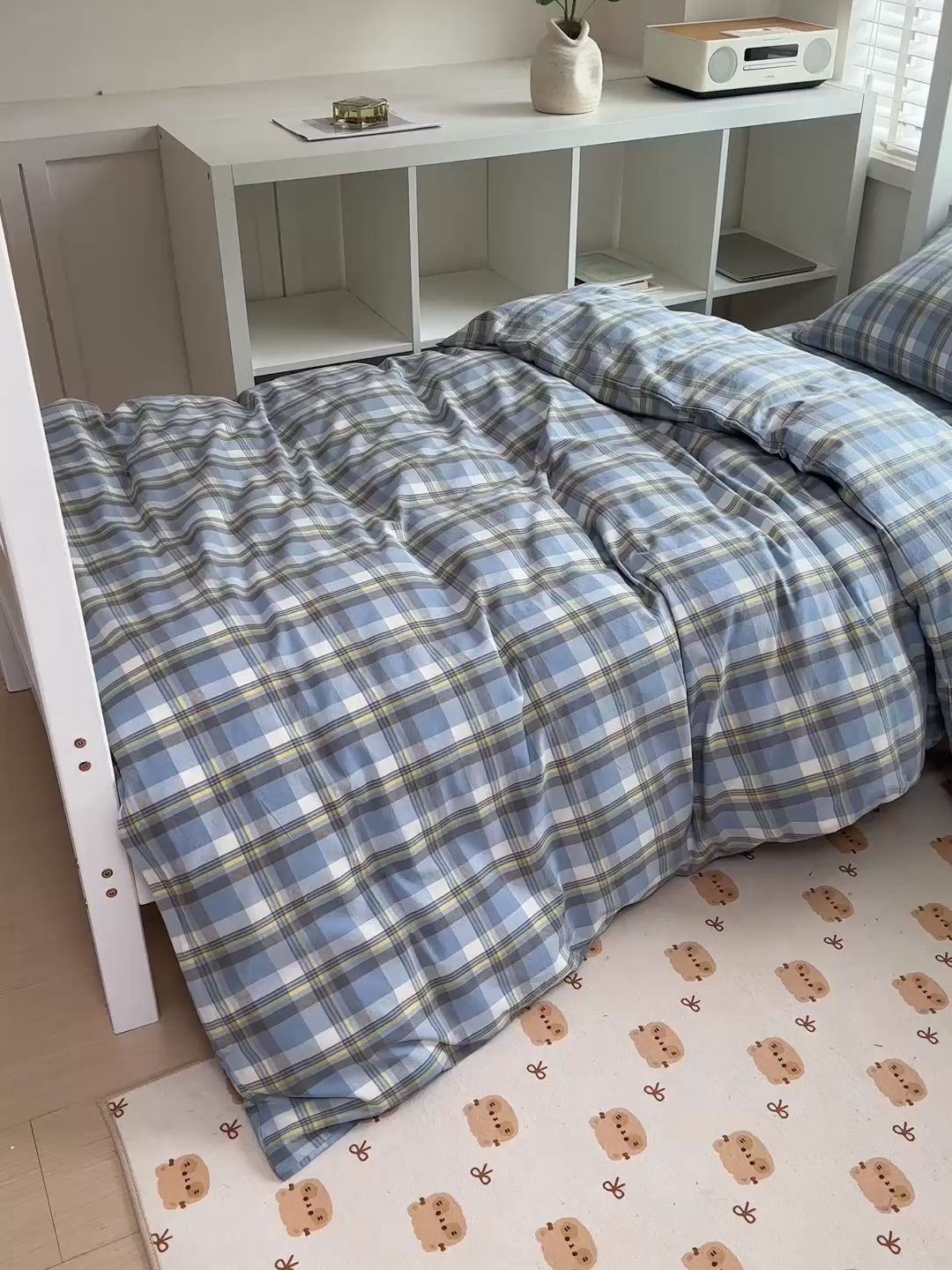 91家纺网 家纺一手货源 找家纺 柠萌家居 2025年最新款学生宿舍全棉无印风A类良品宿舍上下铺三件套 遇见兰格