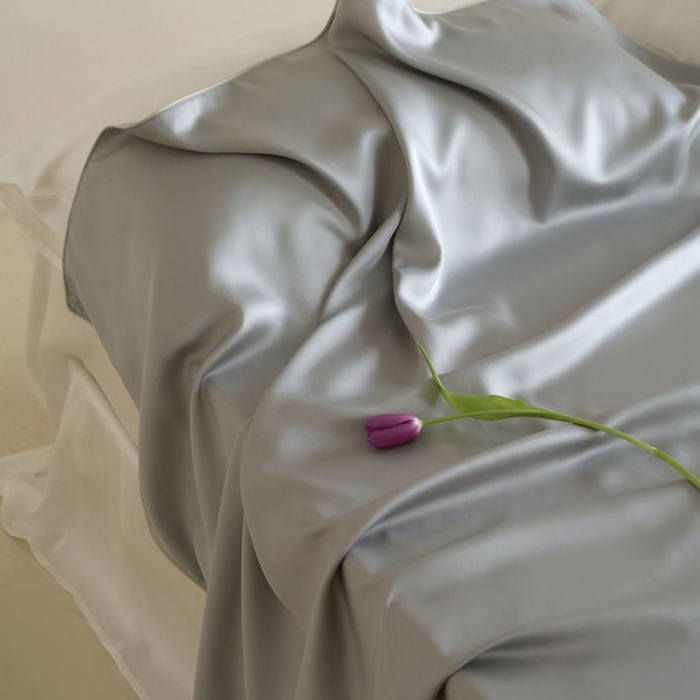 91家纺网 家纺一手货源 找家纺 咏绒家纺工厂店 2025新款A类奥地利进口天丝盖毯系列 -风格二 云间青绿