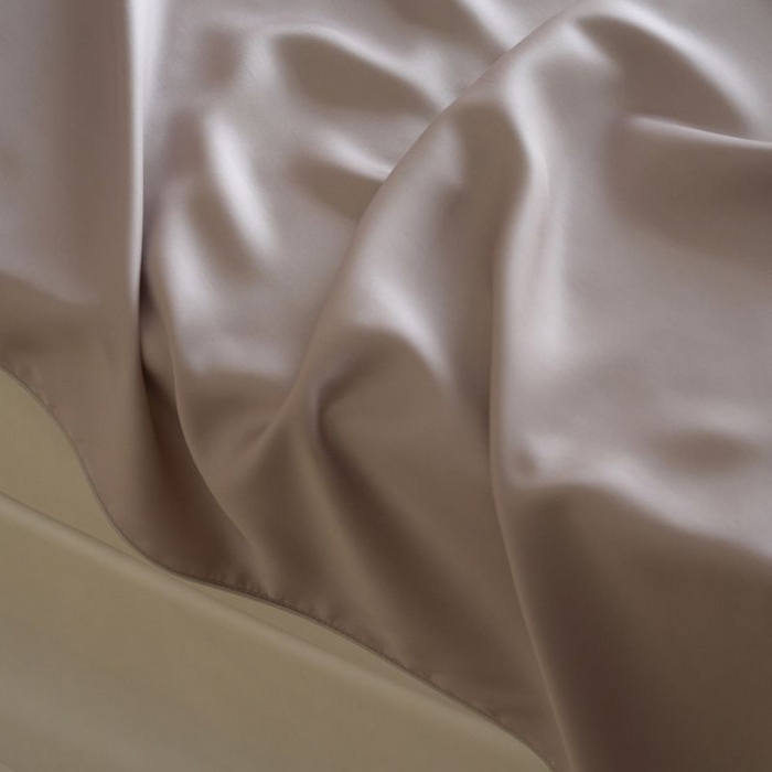 91家纺网 家纺一手货源 找家纺 咏绒家纺工厂店 2025新款A类奥地利进口天丝盖毯系列 -风格二 凝脂紫